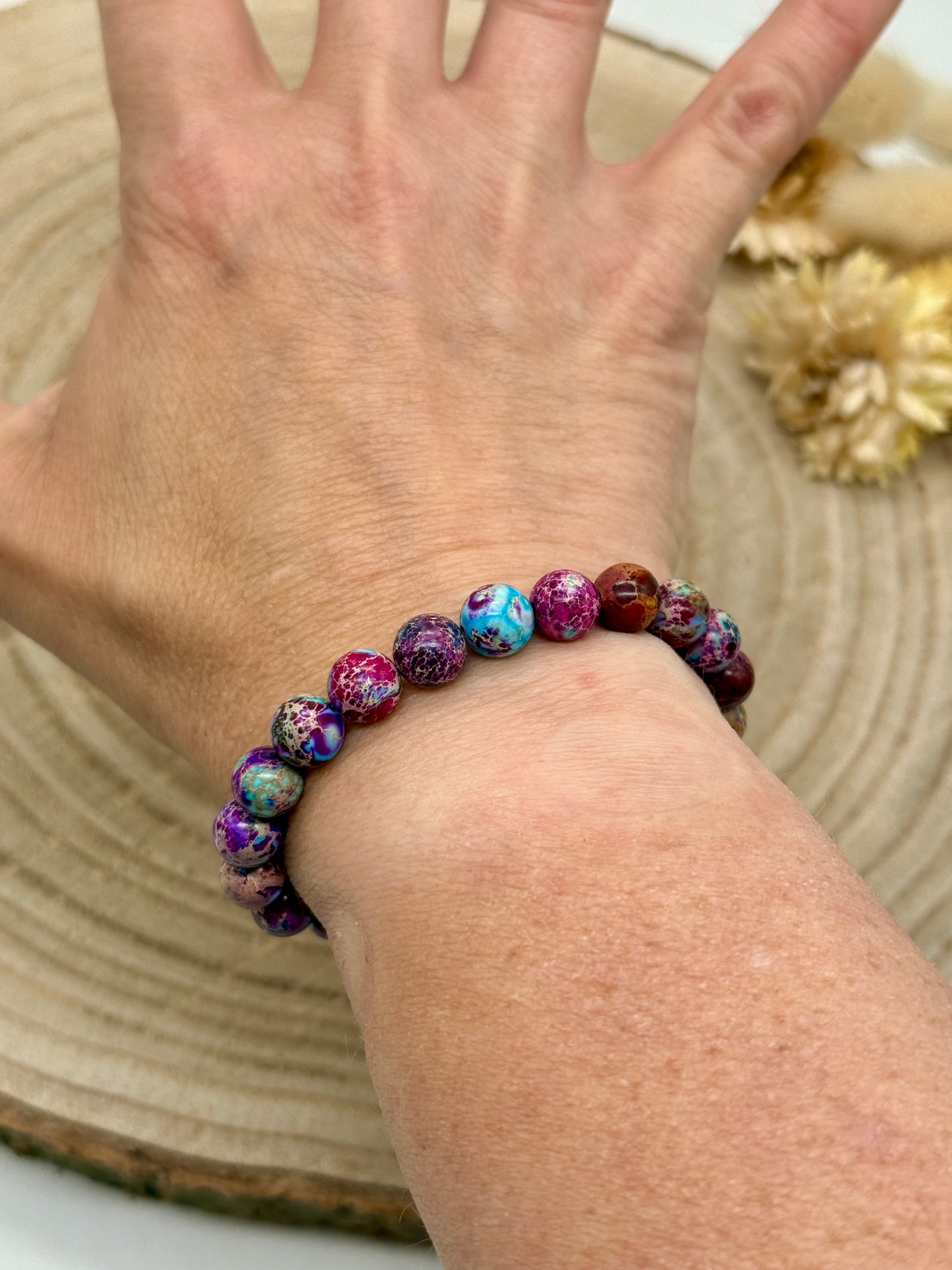Elastisches Edelstein Armband mit lila Jaspis Perlen