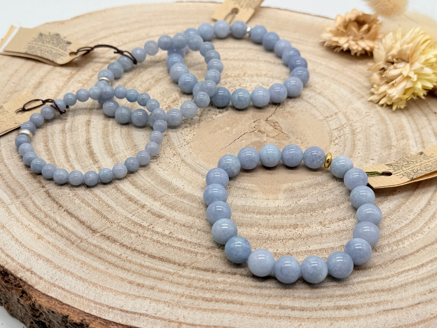 Elastisches Edelstein Armband mit blauen Chalcedon Perlen