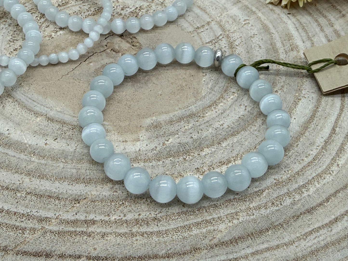 Elastisches Edelstein Armband mit Katzenaugenstein Perlen