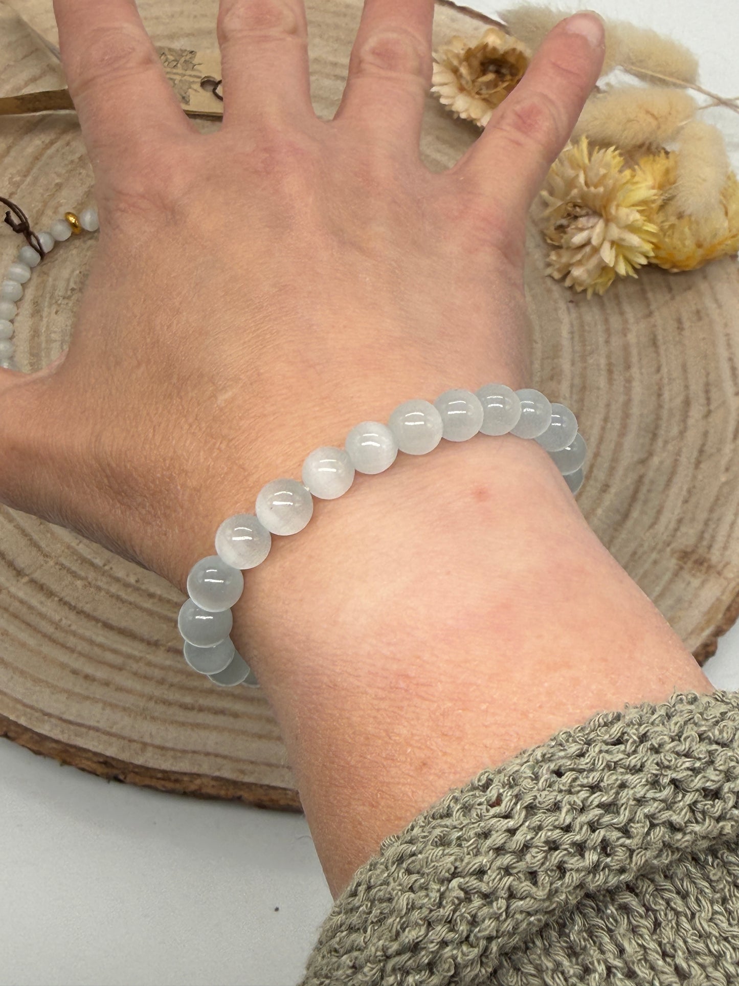 Elastisches Edelstein Armband mit Katzenaugenstein Perlen