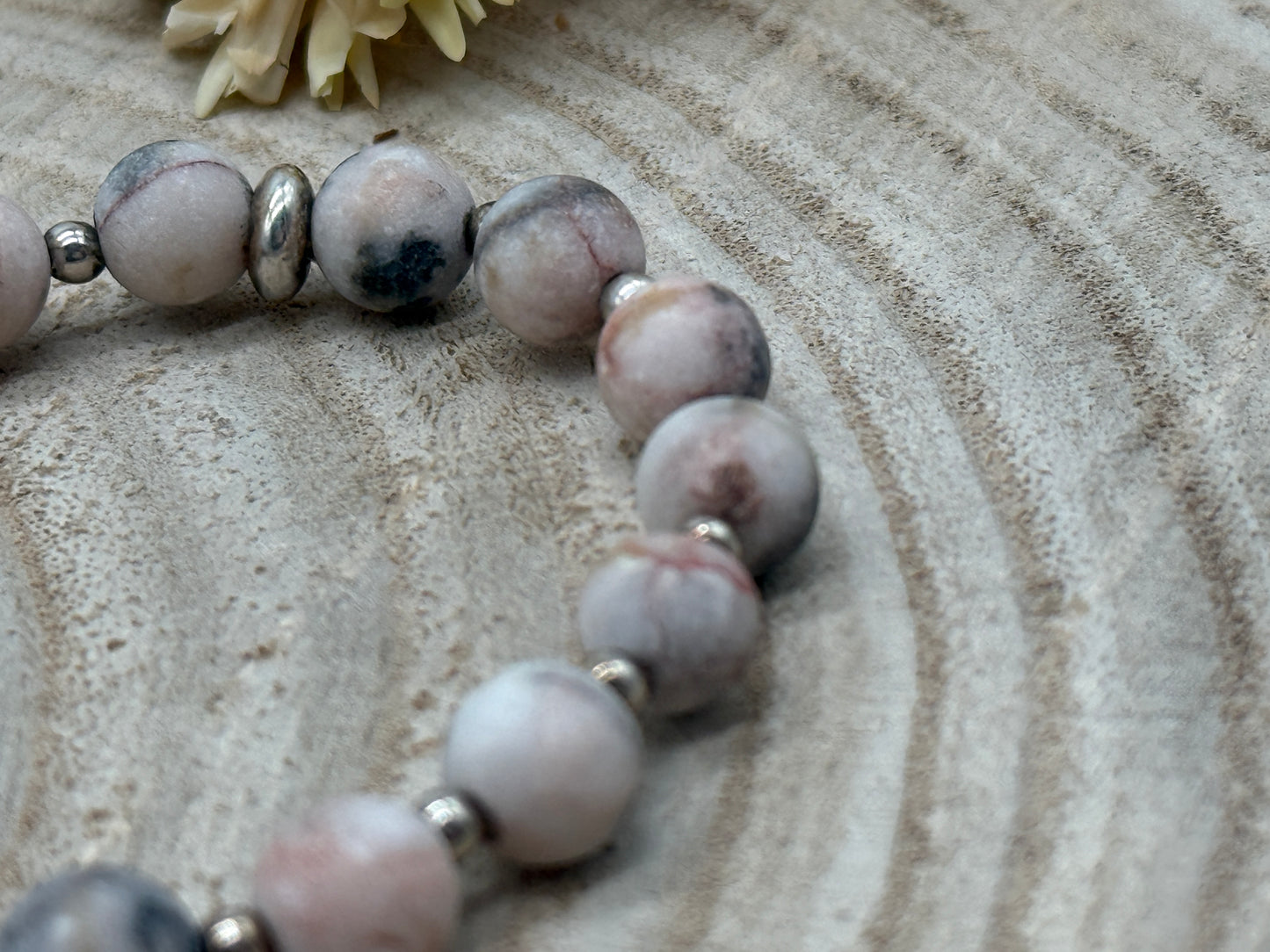 Elastisches Edelstein Armband mit Zebra Jaspis Perle