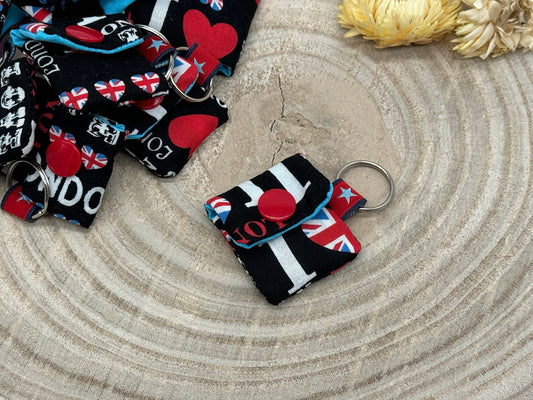 Einkaufschip Tasche Einkaufswagenchip Schlüsselanhänger praktische Mini Geldbörse Einkaufshilfe schwarz mit London Schrift