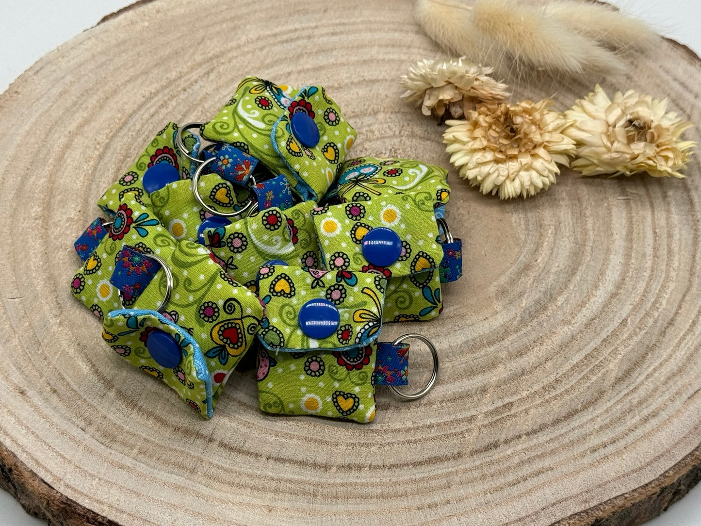 Einkaufschip Tasche Einkaufswagenchip Schlüsselanhänger praktische Mini Geldbörse Einkaufshilfe grün mit Blumen und Vögel