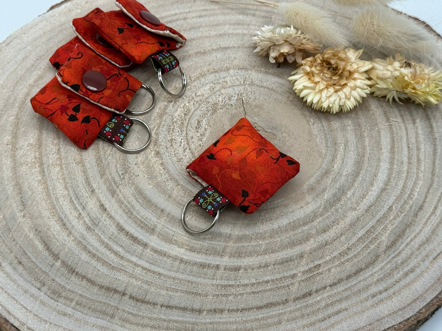 Einkaufschip Tasche Einkaufswagenchip Schlüsselanhänger praktische Mini Geldbörse Einkaufshilfe rot mit Blätter