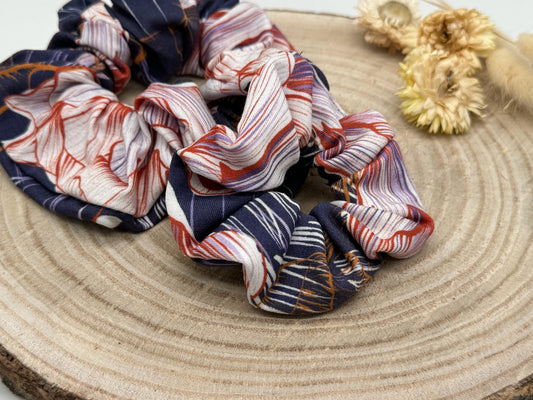Scrunchie Haargummi elastisches Haarband blau mit rosa Blüten für feines oder dickes Haar