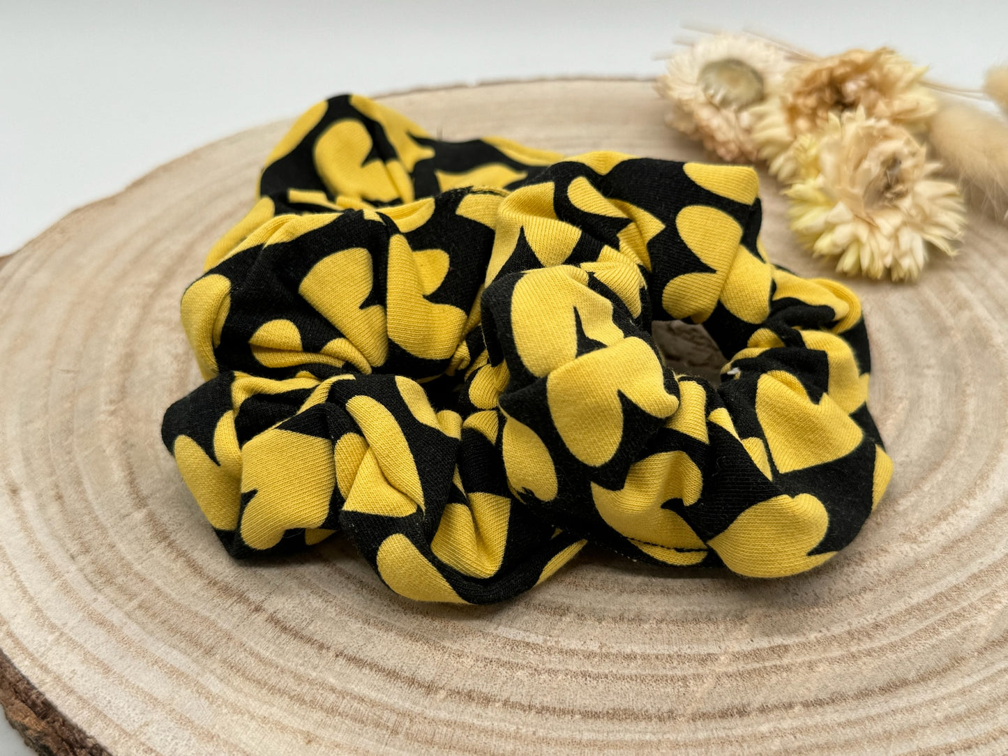 Scrunchie Haargummi elastisches Haarband Haarschmuck Herz gelb/schwarz für feines oder dickes Haar