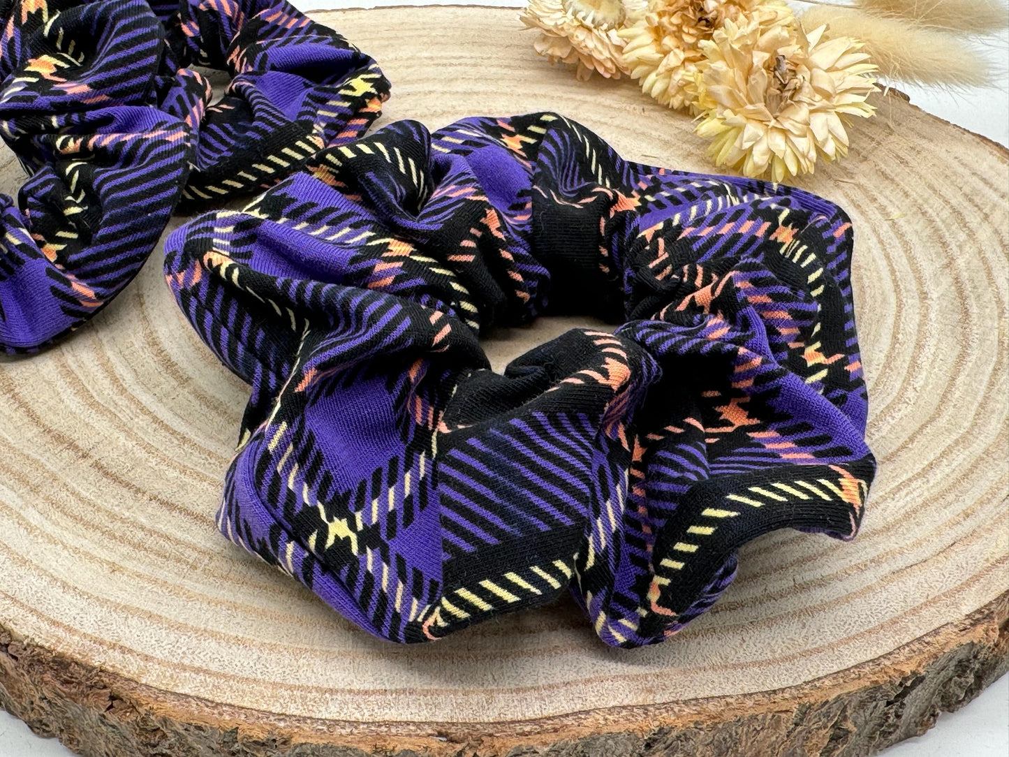 Scrunchie Haargummi elastisches Haarband Haarschmuck lila kariert für feines oder dickes Haar