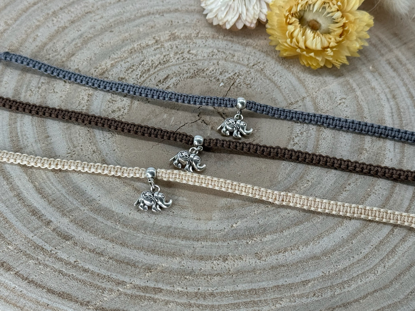 Makramee Fusskettchen Fussbändchen Schmuck Boho Hippie mit silberfarbenen Edelstahl Anhänger Elefant