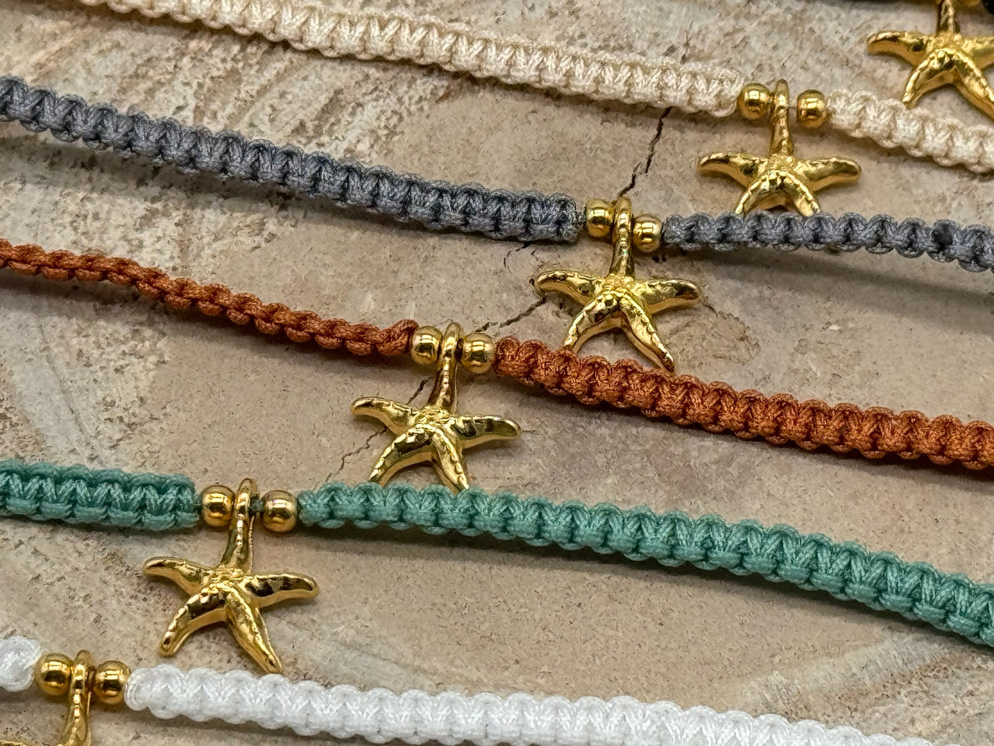 Makramee Fusskettchen Fussbändchen Schmuck Boho Hippie mit goldfarbenen Edelstahl Anhänger Seestern