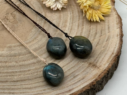 Makramee Choker Halbedelstein Kette blauer Labradorit