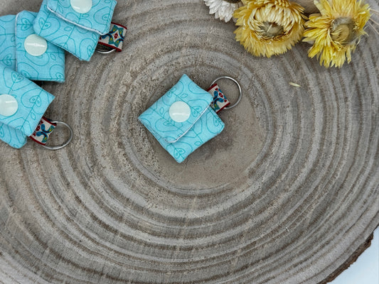 Schlüsselanhänger Mini Tasche mit Einkaufswagenchip praktische Mini Geldbörse blau mit Äpfel