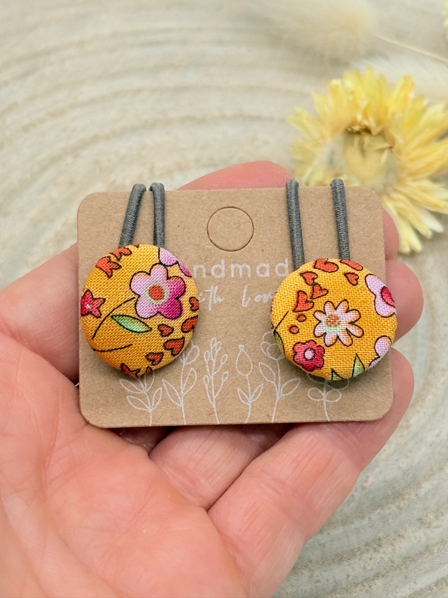 Retro Knopf Haargummi Blumen gelb