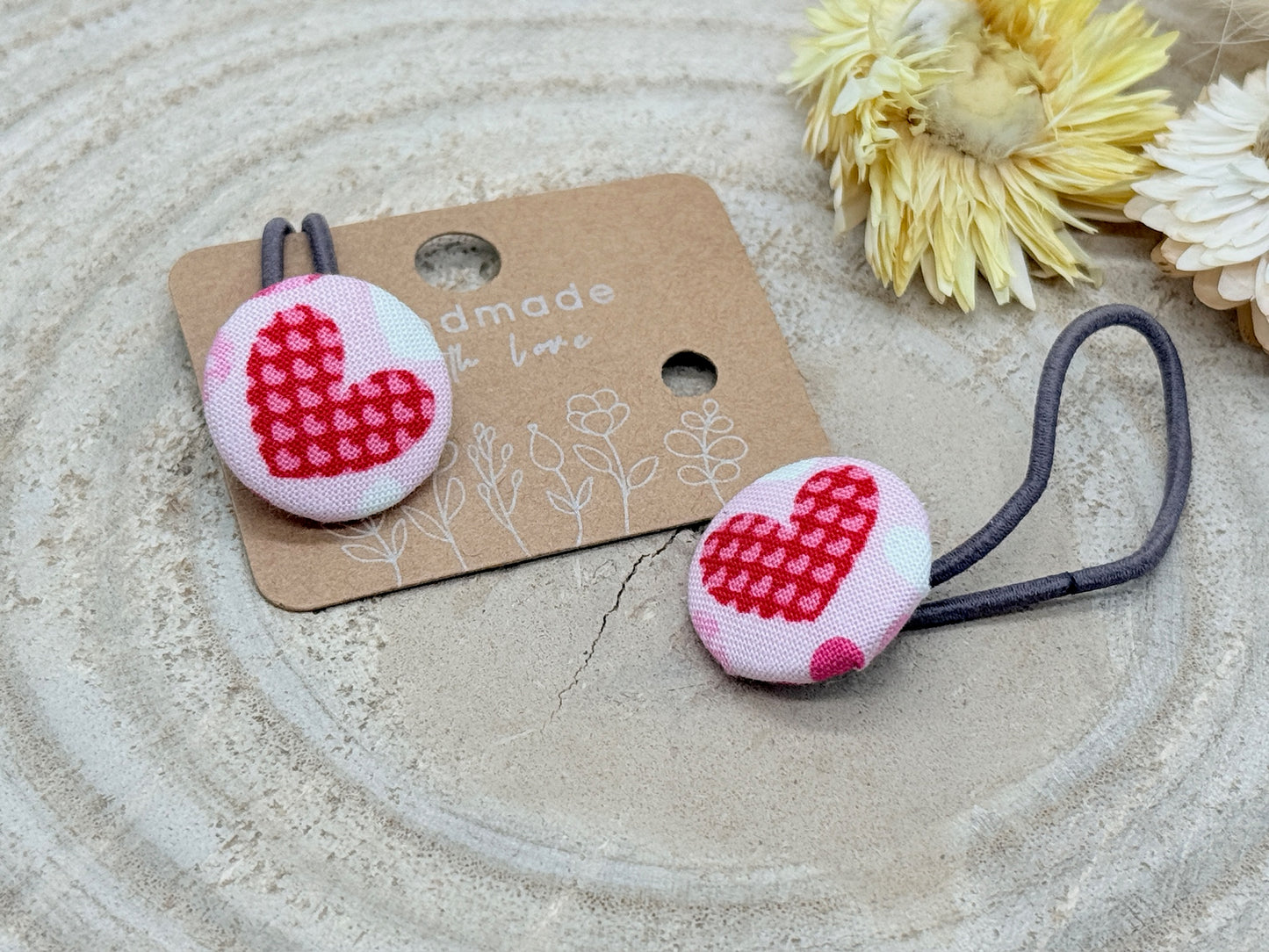 Retro Knopf Haargummi Herzen Karo rosa
