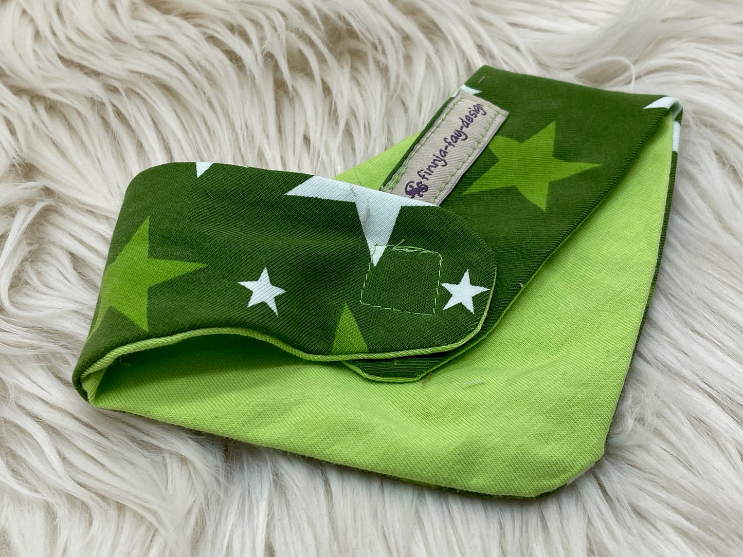 SALE Wendehalstuch Sternchen mit Sterne grün