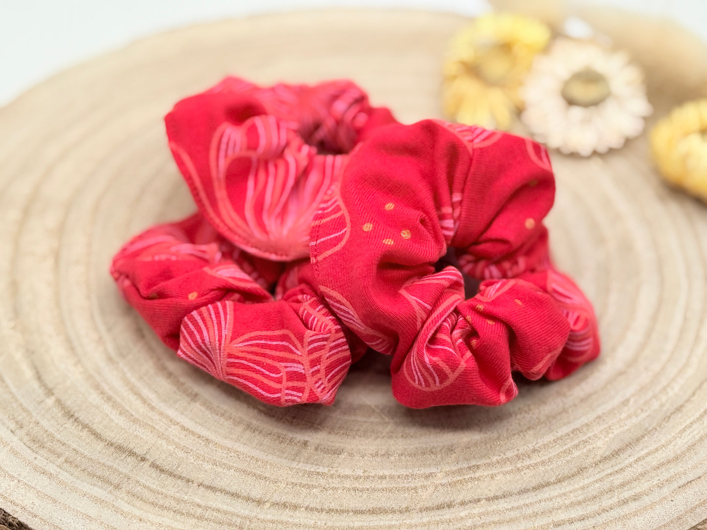 Scrunchie Haargummi elastisches Haarband Haarschmuck Blumen rot