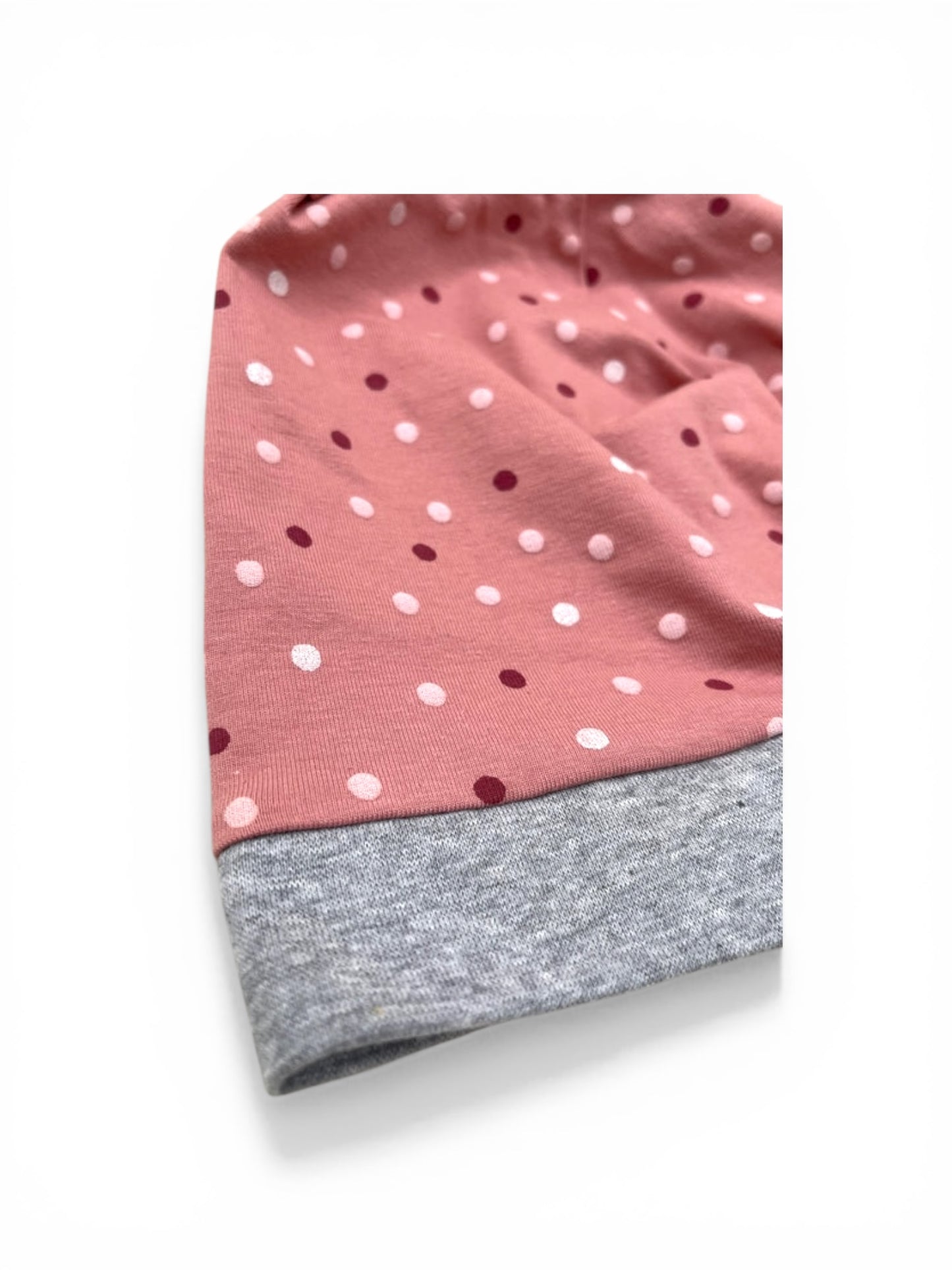 Beanie für Kinder mit Bund - Punkte Motiv auf rosa
