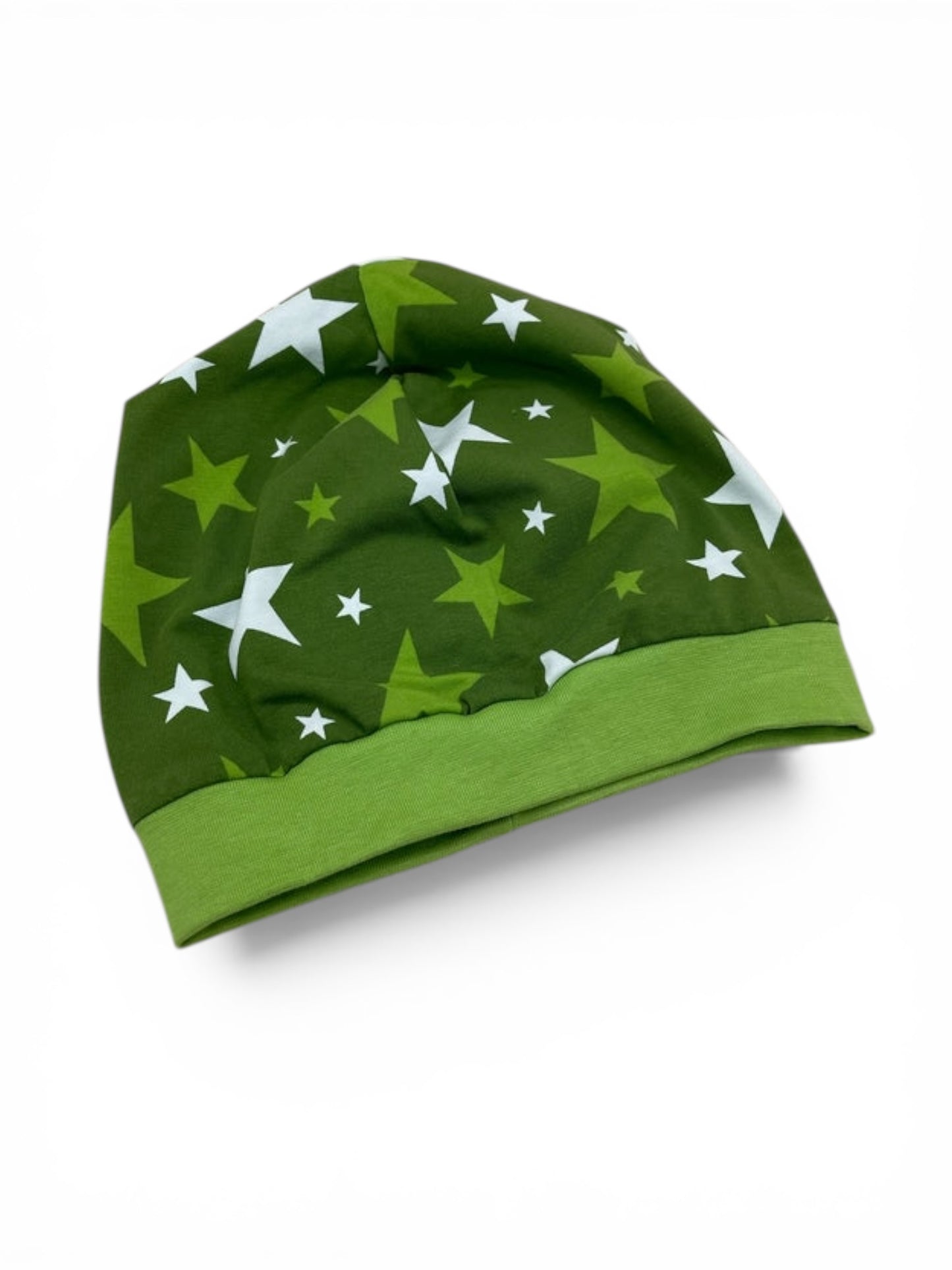 Beanie für Kinder mit Bund - Sterne Motiv auf Grün