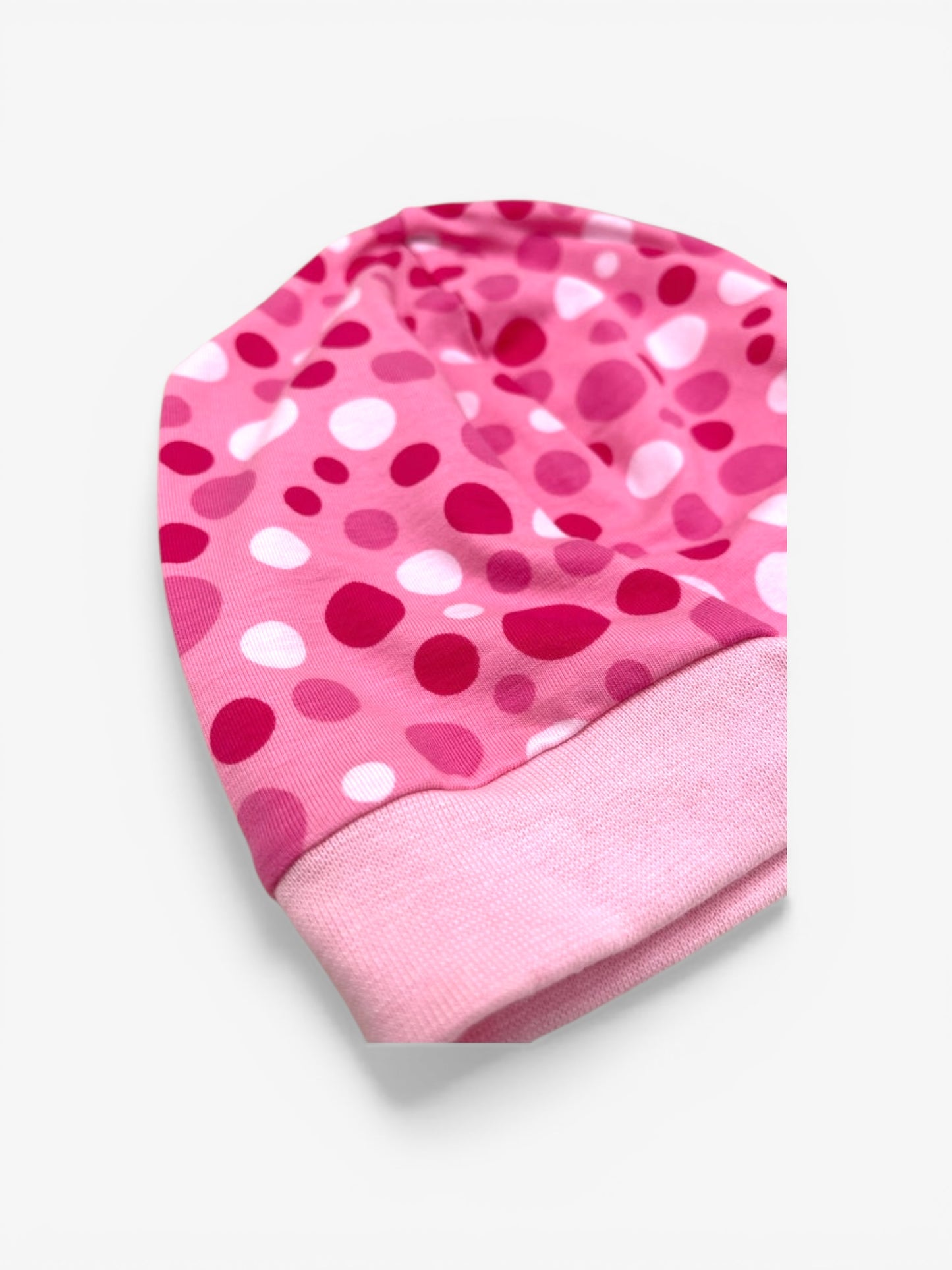 Beanie für Kinder mit Bund - Punkte Motiv auf rosa