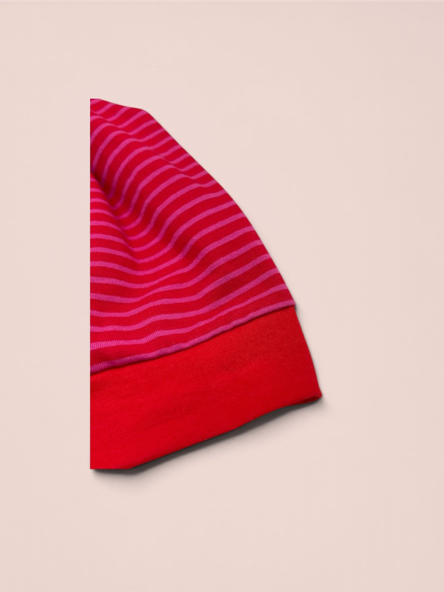 Beanie für Kinder mit Bund - rosa-roten Streifen