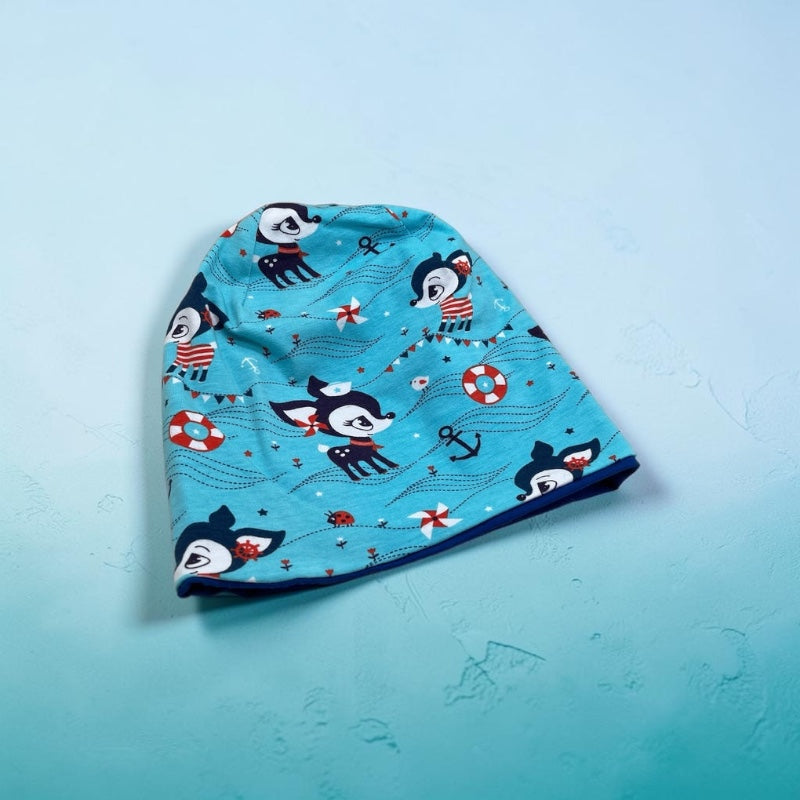 Wende-Beanie für Kinder – Rehkitz Design Blau