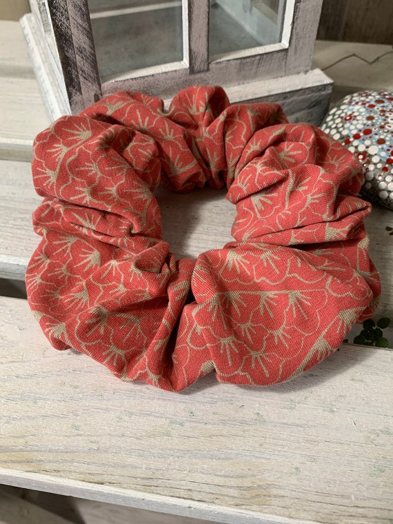 Scrunchie Haargummi Ornamente rosa