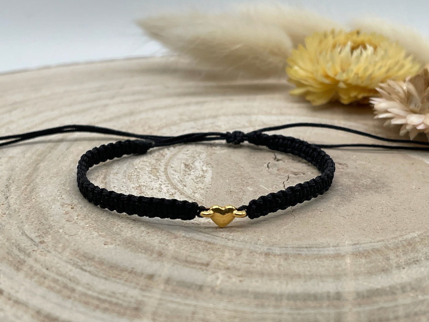 Freundschaftsarmband Makramee Armband kleines Herz goldfarben