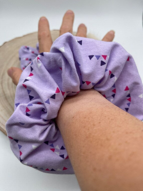 Scrunchie Haargummi elastisches Haarband lila Wimpelkette für feines oder dickes Haar