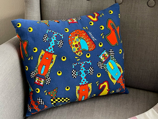 Kissen Kuschelkissen kleiner Rennfahrer