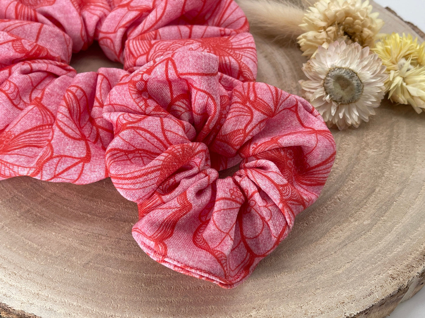 Scrunchie Haargummi elastisches Haarband rosa rote Blumen in groß und klein